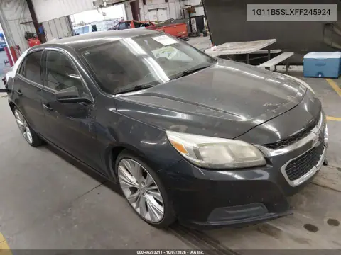 1G11B5SLXFF245924 — 2015 Chevrolet Malibu, Задняя часть, фото до ремонта