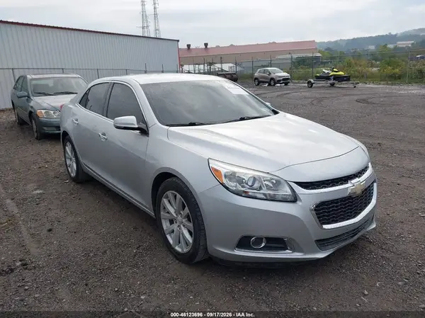 1G11E5SA9GF133493 — 2016 Chevrolet Malibu, Левый бок (Left Side), фото до ремонта
