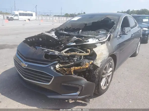 1G1ZE5ST0GF345364 — 2016 Chevrolet Malibu, фото 2 с аукциона IAAI, Пожар двигателя