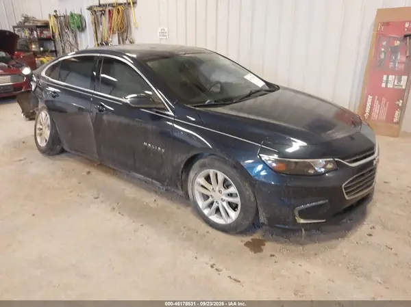 1G1ZE5ST8GF312256 — 2016 Chevrolet Malibu, Задняя часть (Rear), фото до ремонта