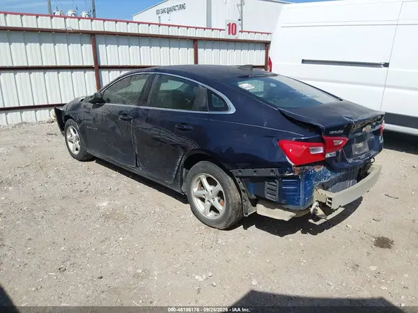 1G1ZB5ST2GF354186 — 2016 Chevrolet Malibu, фото 3 с аукциона IAAI, Естественный износ