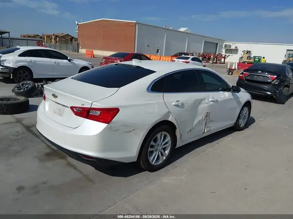 1G1ZE5ST1GF249100 — 2016 Chevrolet Malibu, фото 4 с аукциона IAAI, Правый бок