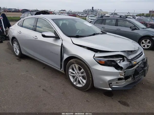 1G1ZE5ST9GF294639 — 2016 Chevrolet Malibu, Передняя часть (Front End), фото до ремонта