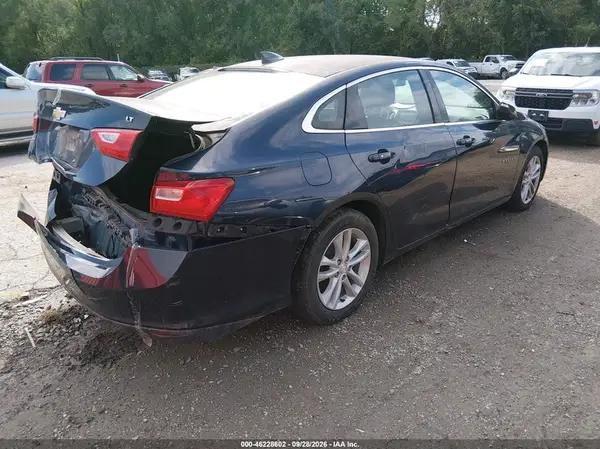 1G1ZE5ST2GF309806 — 2016 Chevrolet Malibu, фото 4 с аукциона IAAI 14.10.2026, Естественный износ