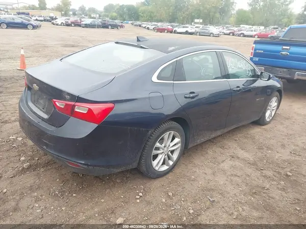 1G1ZE5ST7GF308747 — 2016 Chevrolet Malibu, фото 4 с аукциона IAAI, Естественный износ