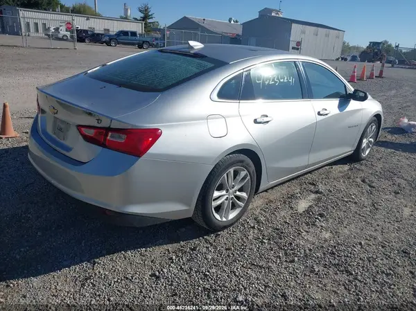1G1ZE5ST3GF178188 — 2016 Chevrolet Malibu, фото 4 с аукциона IAAI, Подтопление