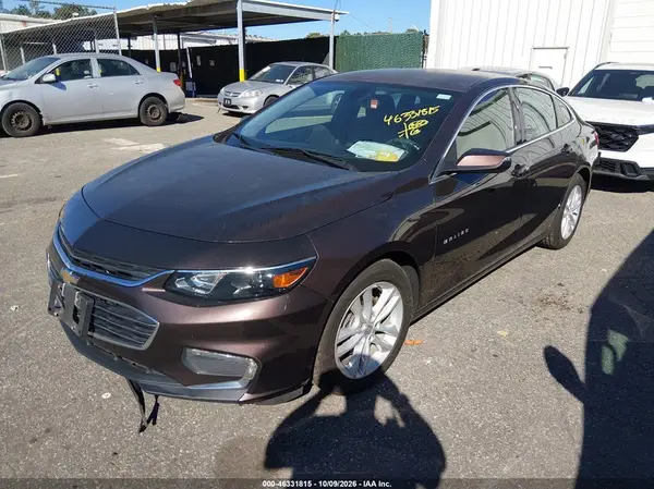 1G1ZE5ST2GF315850 — 2016 Chevrolet Malibu, фото 2 с аукциона IAAI, Естественный износ