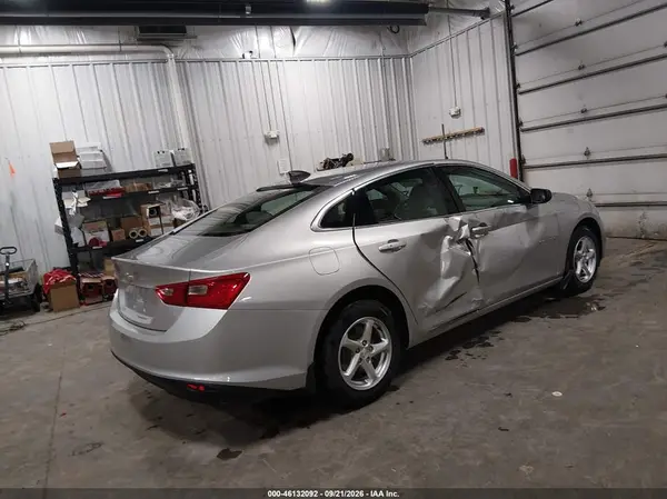 1G1ZB5ST2HF281791 — 2017 Chevrolet Malibu, фото 4 с аукциона IAAI 12.10.2026, Правый бок
