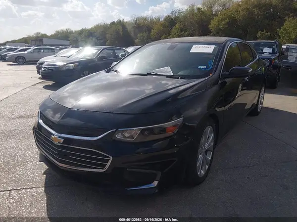 1G1ZH5SX6HF230313 — 2017 Chevrolet Malibu, фото 2 с аукциона IAAI, Естественный износ