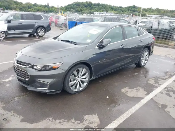 1G1ZH5SX8HF164542 — 2017 Chevrolet Malibu, фото 2 с аукциона IAAI, Правый бок