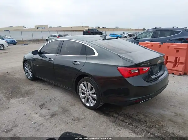 1G1ZH5SX8HF109394 — 2017 Chevrolet Malibu, фото 3 с аукциона IAAI, Град