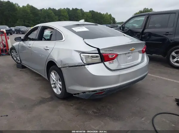 1G1ZE5ST2HF199079 — 2017 Chevrolet Malibu, фото 3 с аукциона IAAI, Передняя часть