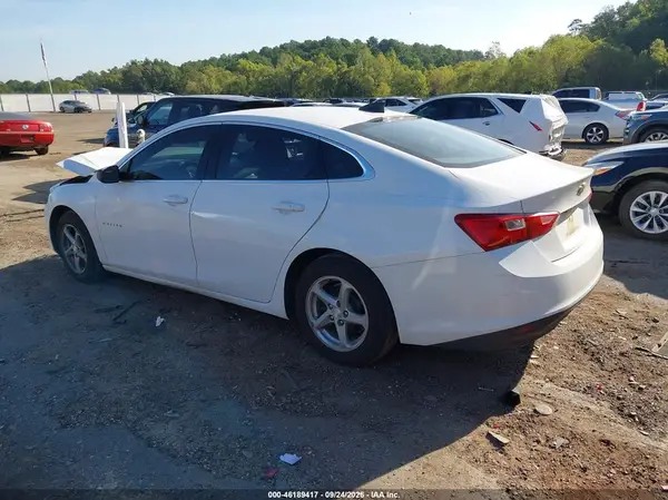 1G1ZB5ST1HF181911 — 2017 Chevrolet Malibu, фото 3 с аукциона IAAI, Передняя часть