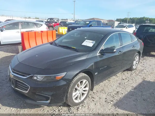 1G1ZE5ST1HF192270 — 2017 Chevrolet Malibu, фото 2 с аукциона IAAI, Задняя часть справа