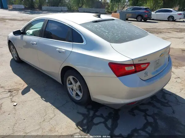 1G1ZB5ST6HF287335 — 2017 Chevrolet Malibu, фото 3 с аукциона IAAI 13.10.2026, Естественный износ
