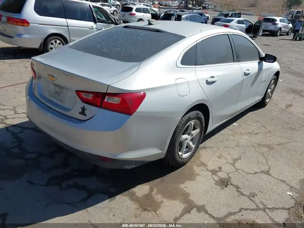 1G1ZB5ST6HF287335 — 2017 Chevrolet Malibu, фото 4 с аукциона IAAI 13.10.2026, Естественный износ