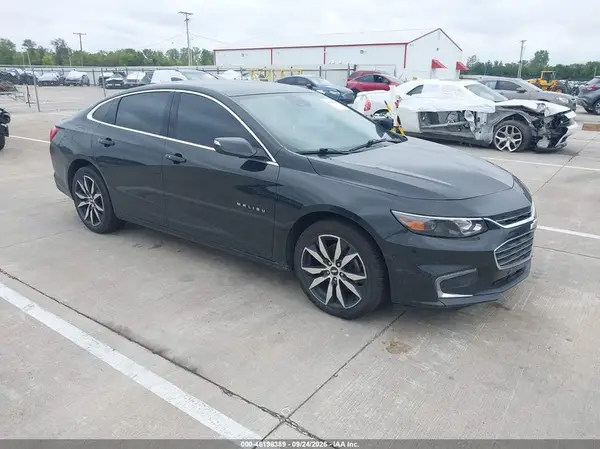 1G1ZE5ST7HF282037 — 2017 Chevrolet Malibu, Левый бок (Left Side), фото до ремонта