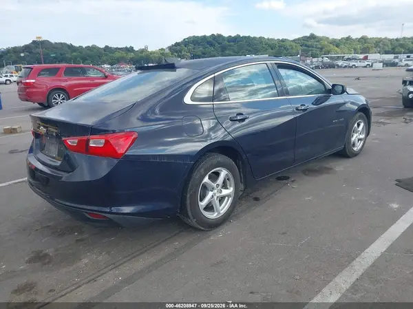1G1ZB5ST1HF246028 — 2017 Chevrolet Malibu, фото 4 с аукциона IAAI, Передняя часть