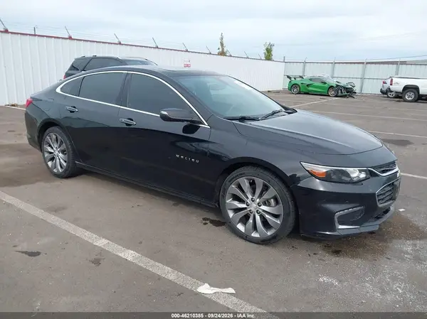1G1ZH5SX2HF282179 — 2017 Chevrolet Malibu, Передняя часть слева (Left Front), фото до ремонта