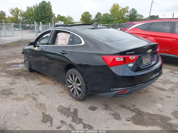 1G1ZE5ST4HF103680 — 2017 Chevrolet Malibu, фото 3 с аукциона IAAI, Передняя часть