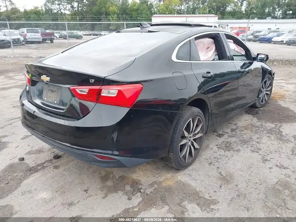 1G1ZE5ST4HF103680 — 2017 Chevrolet Malibu, фото 4 с аукциона IAAI, Передняя часть