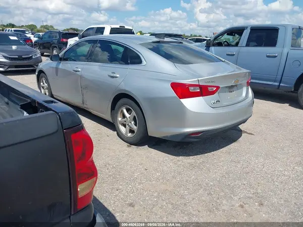 1G1ZB5ST7JF261705 — 2018 Chevrolet Malibu, фото 3 с аукциона IAAI 30.09.2026, Естественный износ