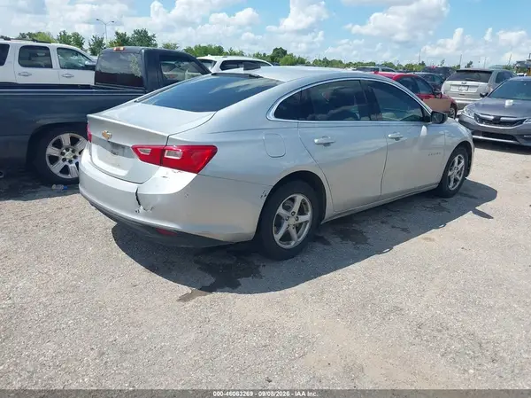 1G1ZB5ST7JF261705 — 2018 Chevrolet Malibu, фото 4 с аукциона IAAI 30.09.2026, Естественный износ