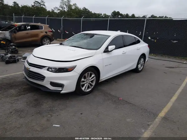1G1ZD5ST8JF243403 — 2018 Chevrolet Malibu, фото 2 с аукциона IAAI 14.10.2026, Передняя часть справа