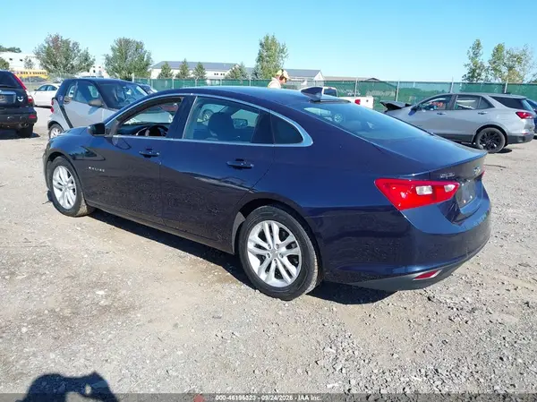 2018 CHEVROLET MALIBU VIN 1G1ZD5ST1JF124270 фото 3