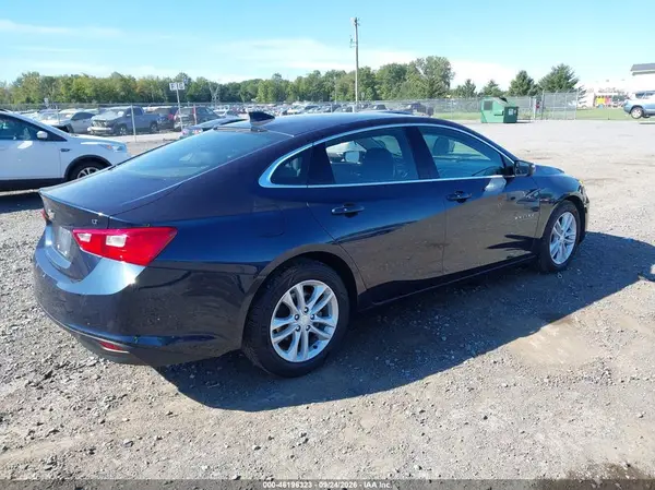 2018 CHEVROLET MALIBU VIN 1G1ZD5ST1JF124270 фото 4