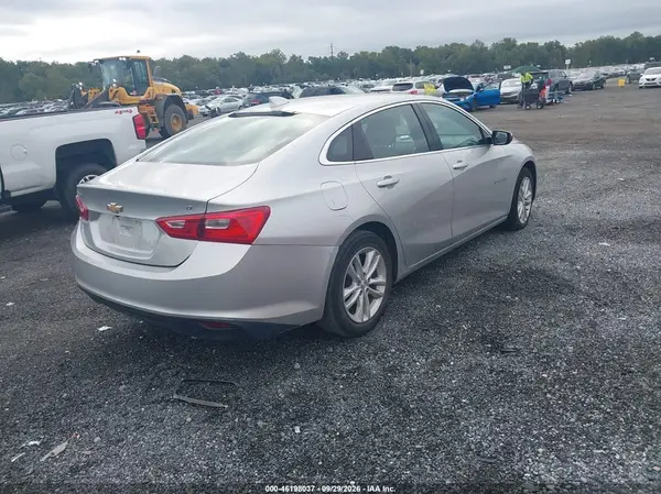 1G1ZD5ST7JF227256 — 2018 Chevrolet Malibu, фото 4 с аукциона IAAI, Задняя часть слева