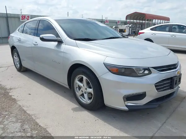1G1ZD5ST1JF131686 — 2018 Chevrolet Malibu, Задняя часть (Rear), фото до ремонта