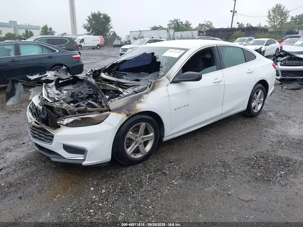 1G1ZB5ST1JF293808 — 2018 Chevrolet Malibu, фото 2 с аукциона IAAI, Передняя часть