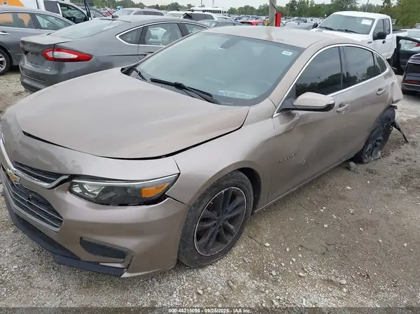 1G1ZD5ST8JF154091 — 2018 Chevrolet Malibu, фото 2 с аукциона IAAI, Задняя часть слева