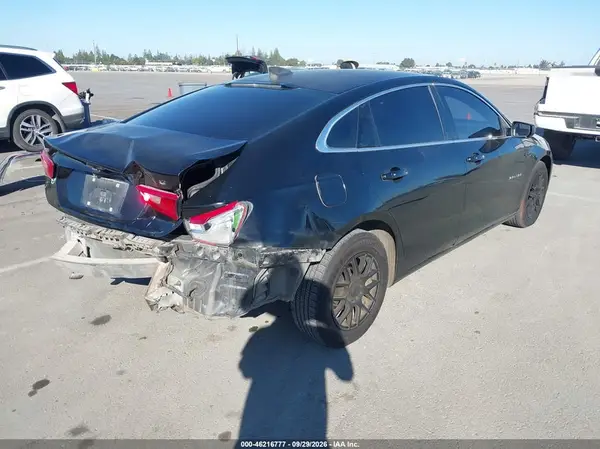 1G1ZB5ST4JF111051 — 2018 Chevrolet Malibu, фото 4 с аукциона IAAI, Задняя часть