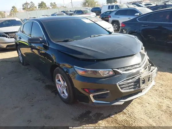 1G1ZB5ST3JF164761 Chevrolet Malibu 2018 — повреждение Передняя часть слева, фото до ремонта