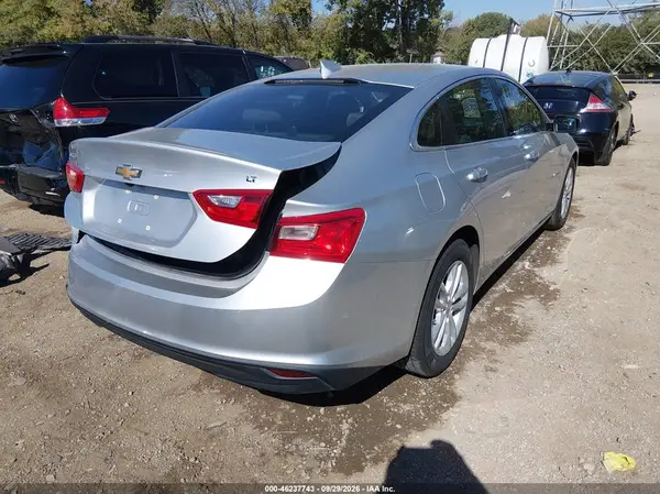 1G1ZD5ST9JF223077 — 2018 Chevrolet Malibu, фото 4 с аукциона IAAI, Задняя часть