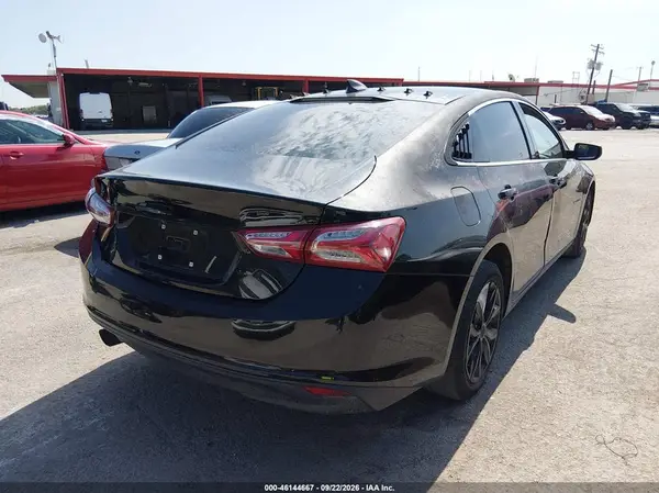 1G1ZD5ST9KF157938 — 2019 Chevrolet Malibu, фото 4 с аукциона IAAI 12.10.2026, Повреждения со всех сторон