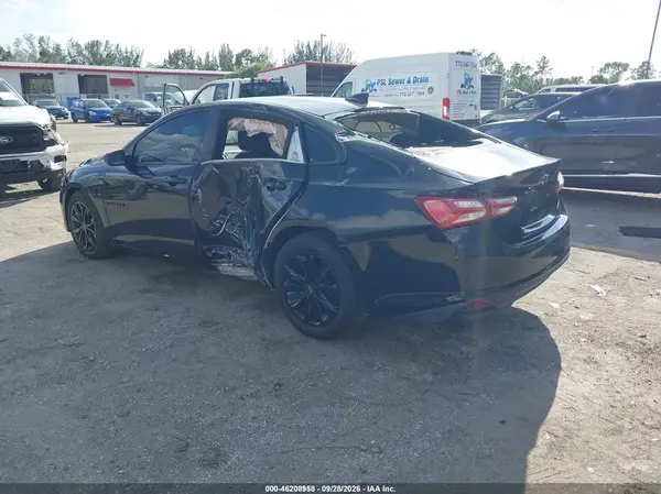 1G1ZD5ST4KF185923 — 2019 Chevrolet Malibu, фото 3 с аукциона IAAI, LEFT & RIGHT SIDE