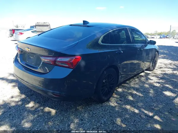 1G1ZD5ST5KF114911 — 2019 Chevrolet Malibu, фото 4 с аукциона IAAI, Повреждение двигателя