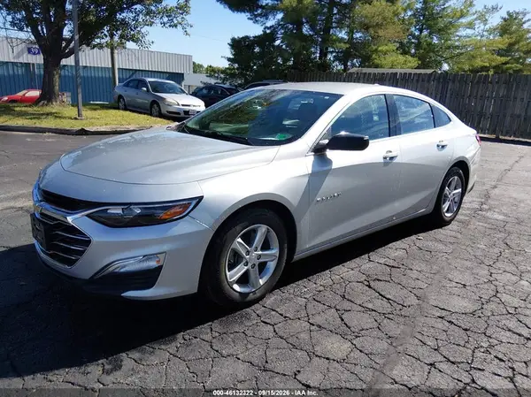 1G1ZC5ST2LF150303 — 2020 Chevrolet Malibu, фото 2 с аукциона IAAI 05.10.2026, Естественный износ