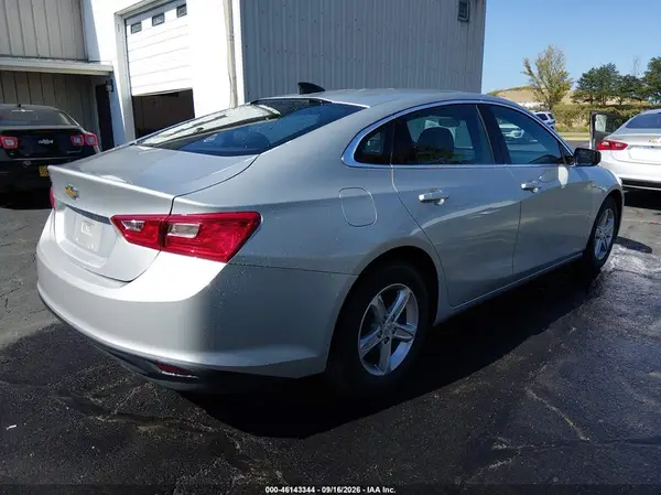 1G1ZC5ST0LF150333 — 2020 Chevrolet Malibu, фото 4 с аукциона IAAI 05.10.2026, Естественный износ