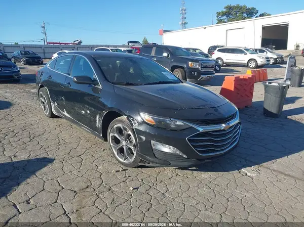 1G1ZD5ST6LF105085 — 2020 Chevrolet Malibu, Передняя часть (Front & Rear), фото до ремонта