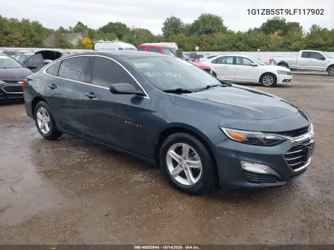 1G1ZB5ST9LF117902 — 2020 Chevrolet Malibu, Задняя часть, фото до ремонта