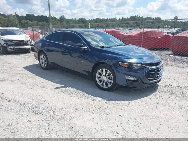 1G1ZD5STXMF011826 — 2021 Chevrolet Malibu, Передняя часть справа (Right Front), фото до ремонта