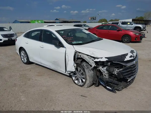 1G1ZD5ST3NF115561 — 2022 Chevrolet Malibu, Передняя часть (Front End), фото до ремонта