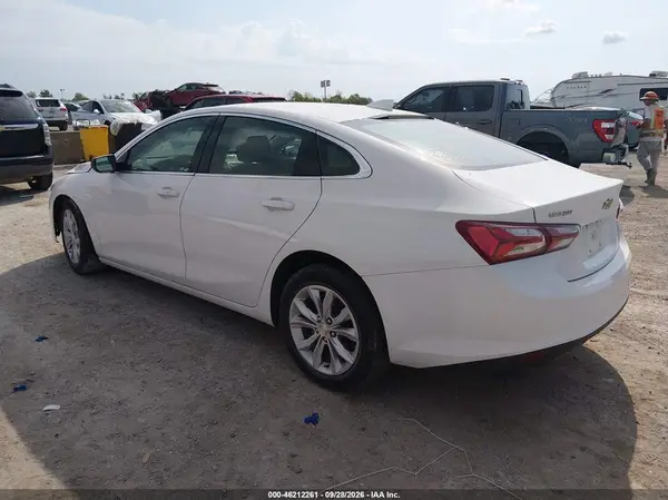1G1ZD5ST3NF115561 — 2022 Chevrolet Malibu, фото 3 с аукциона IAAI, Передняя часть