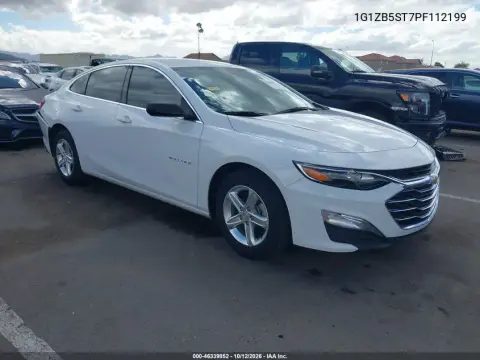 1G1ZB5ST7PF112199 — 2023 Chevrolet Malibu, Сзади, фото до ремонта