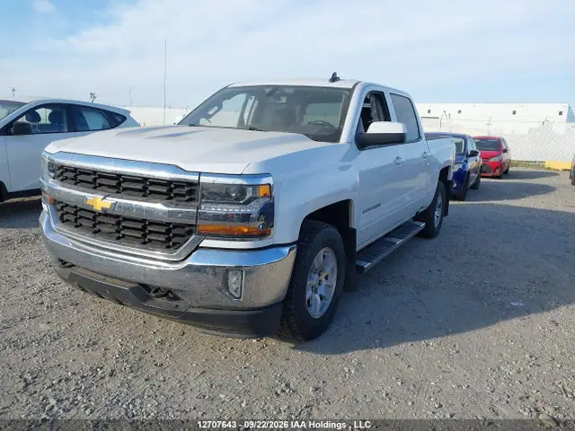 3GCUKREC3JG230213 — 2018 Chevrolet Silverado 1500 1LT, фото 2 с аукциона IAAI 14.10.2026, Правый бок
