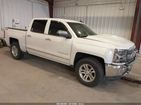 3GCUKSEC2JG139375 — 2018 Chevrolet Silverado 1500 1LZ, Передняя часть (Front End), фото до ремонта